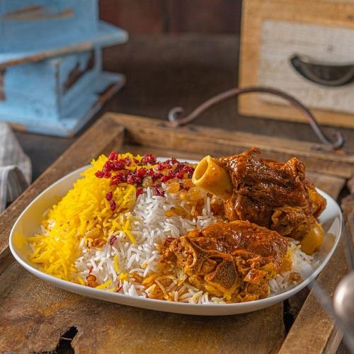 لحم مع عيش
