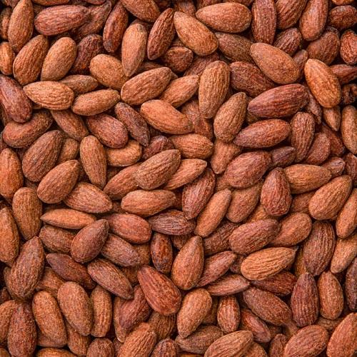 لوز مدخن بالجبنه