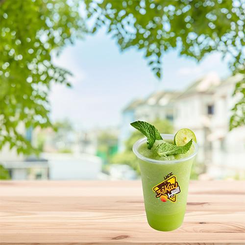 Fresh Lemonade with Mint Juice