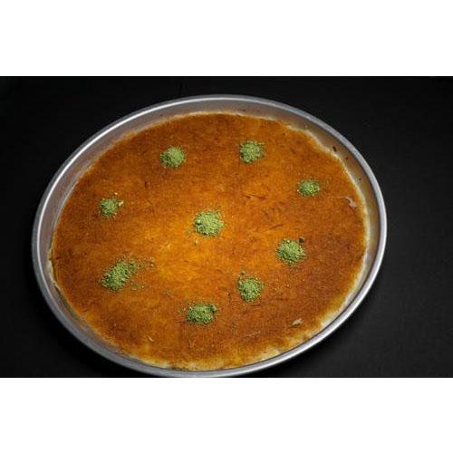 Large Kunafa with Brown Cheese Dish