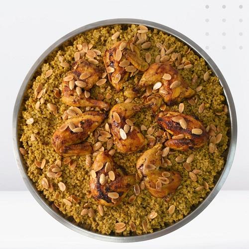 صينية فريكة بالدجاج تكفي 2الى3اشخاص