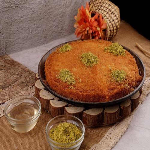 كنافه بين نارين جبن او قشطة صغير