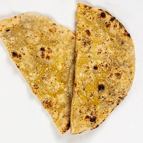 خبز نان مع ثوم